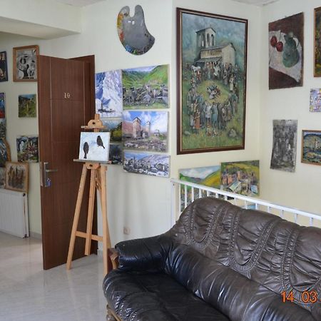 Hotel Gallery Mestia Kültér fotó